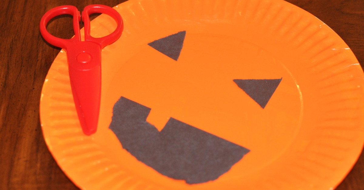 Super Simple & Fun Jack-O-Lantern Halloween Activity